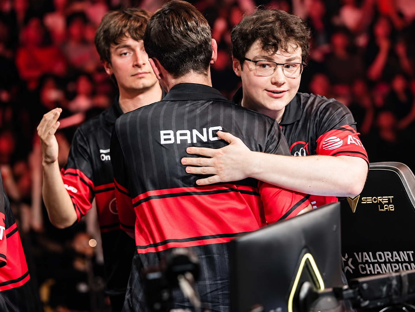 100 Thieves
